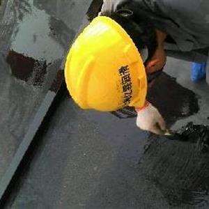 海口佳宇城市公共设施有限公司员工在施工